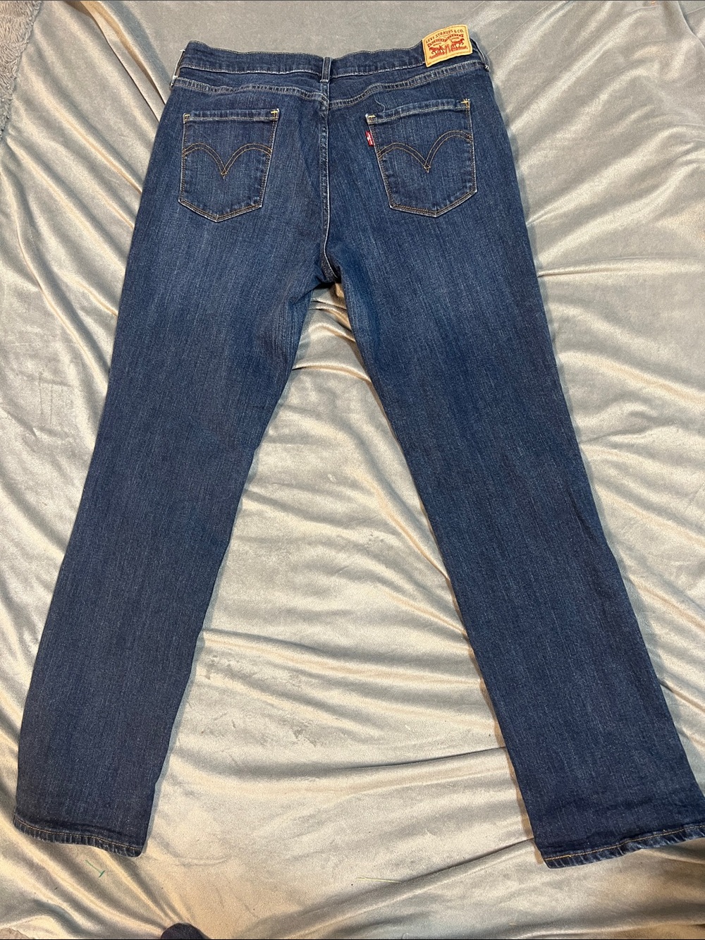 Levi's Women's 505 Straight-Leg Jeans - Indigo Blue size 12